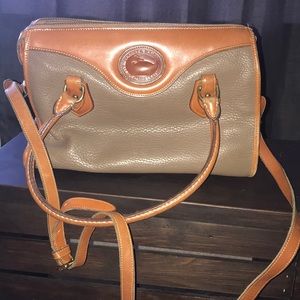 Vintage style Dooney & Bourke purse